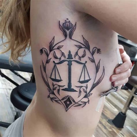 tatuajes del signo de libra